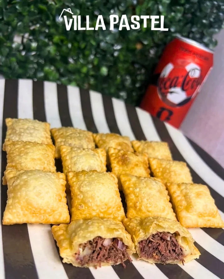 Mini pastéis de carne